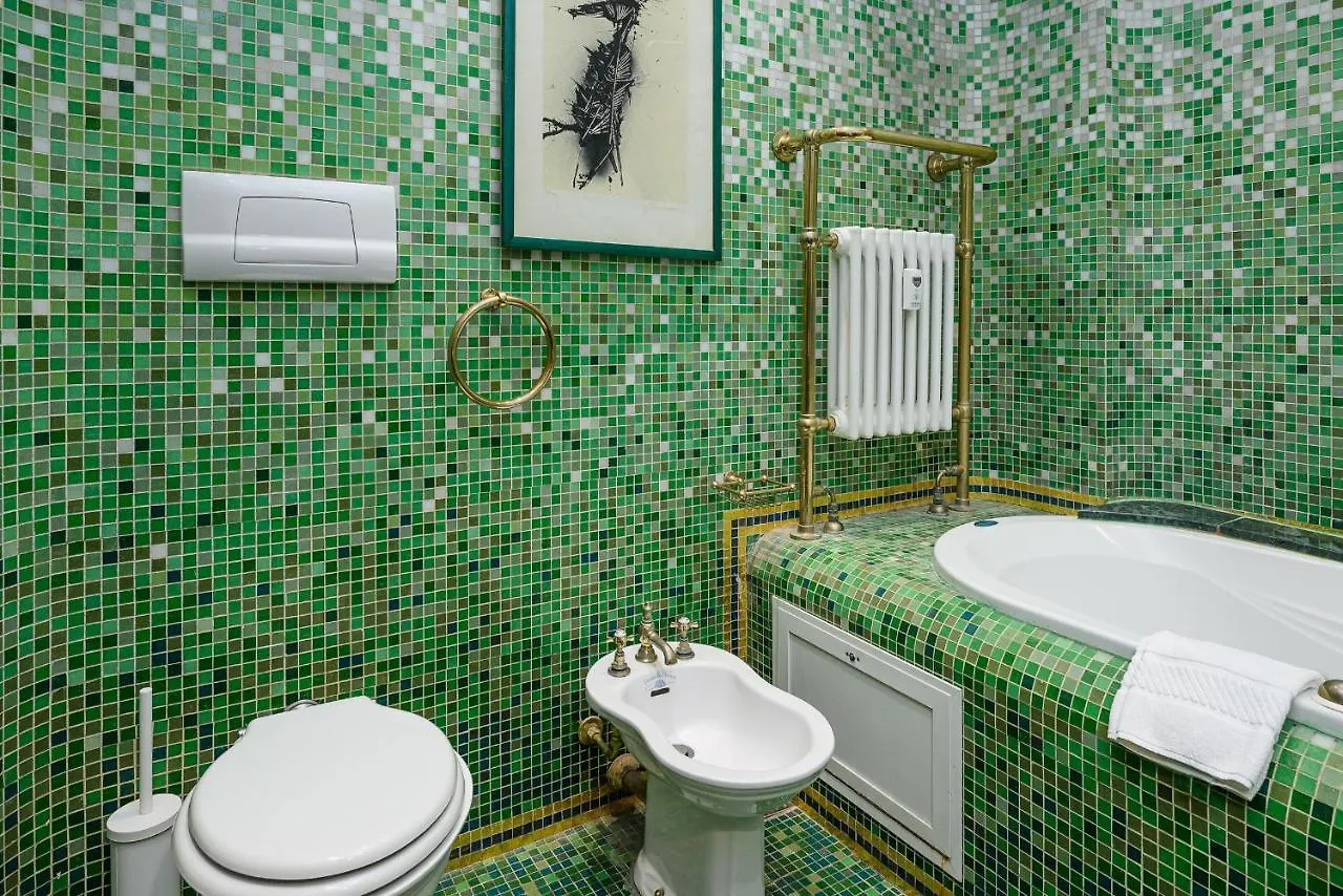 Duomo - Fontana Penthouse With Beautiful Terrace Apartment Milan Italy